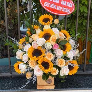 Bó hoa tươi chúc mừng HCM2020122